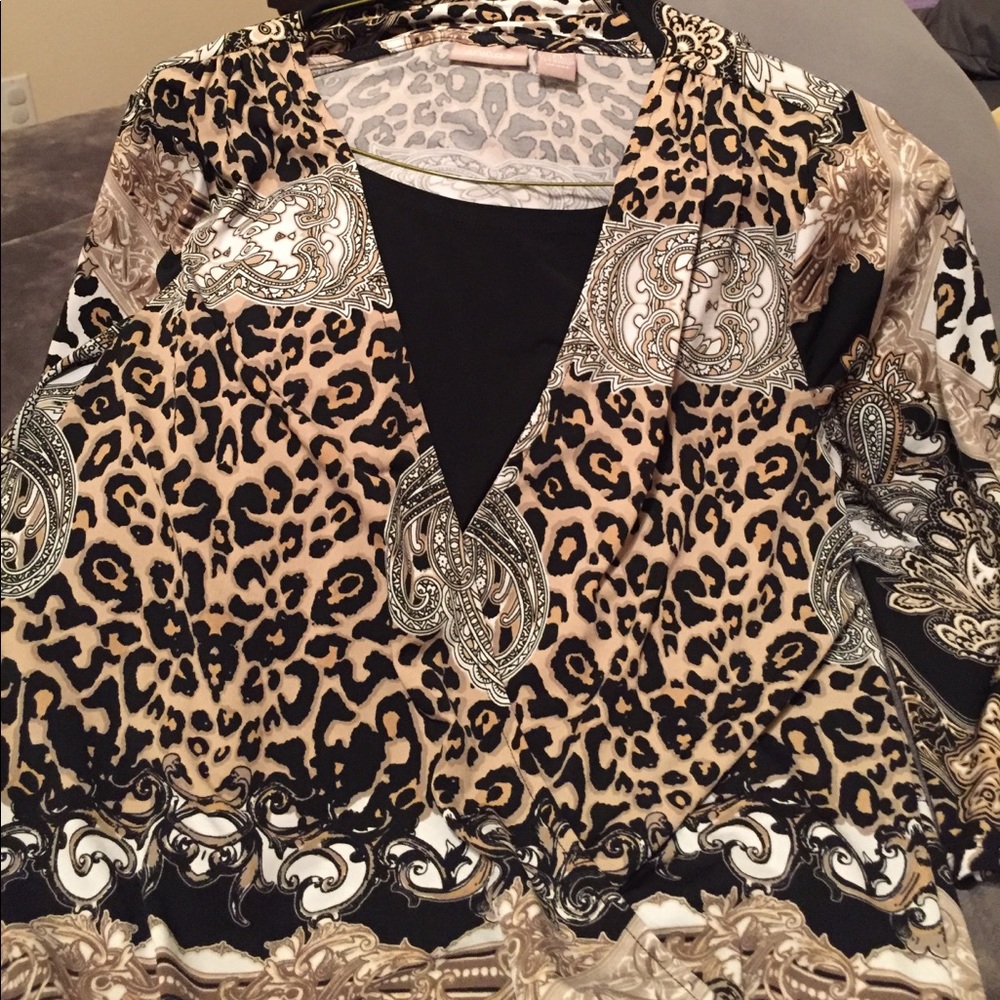 Two in one looking Chicos Top