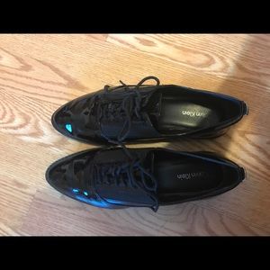 Shoe from Calvin Klein. Size 7
