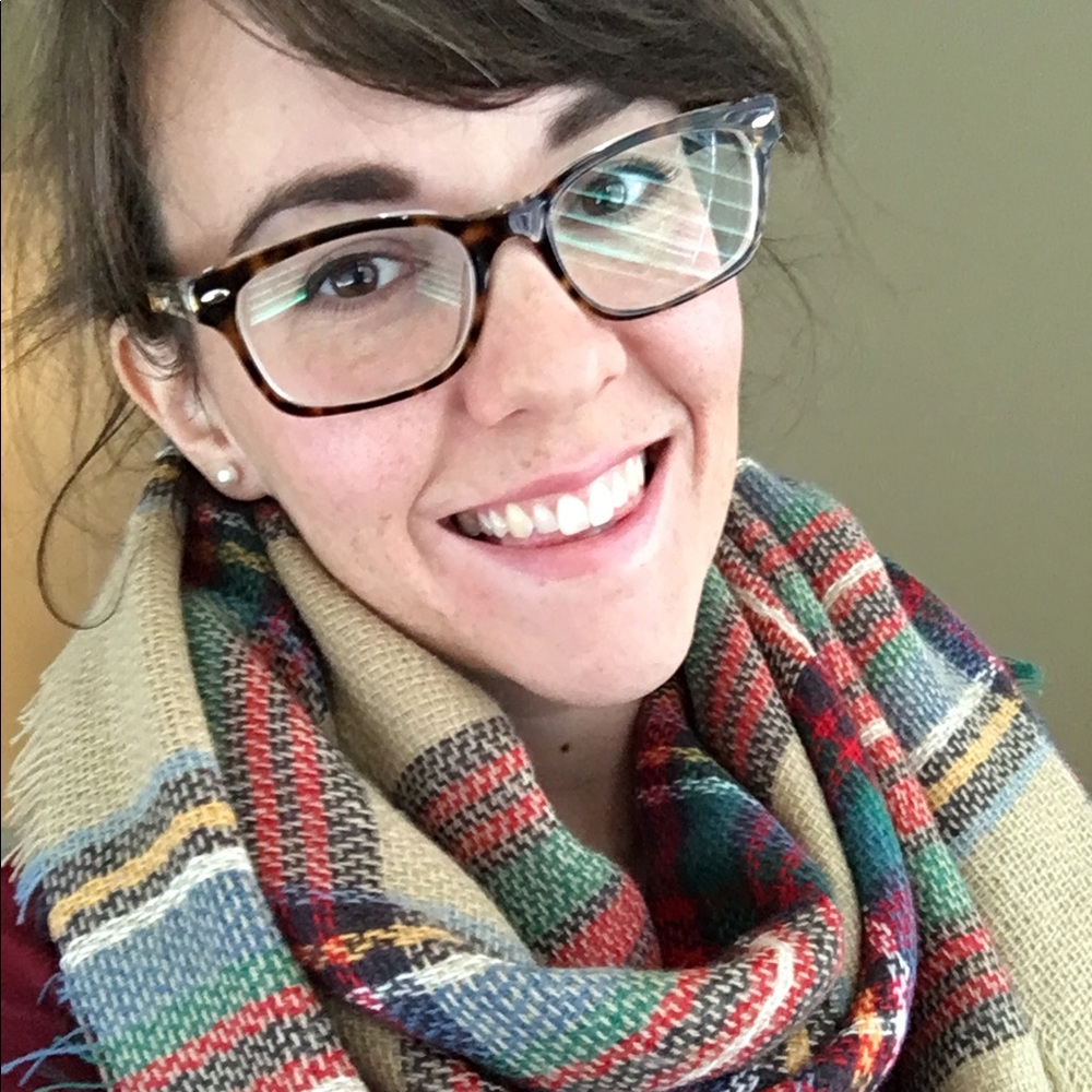 Meet your Posher, Devyn