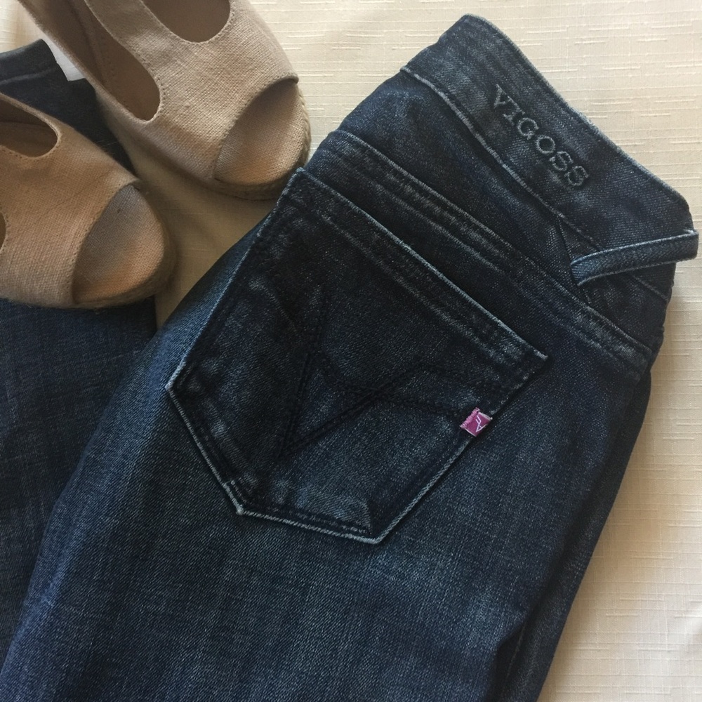 Chelsea bootcut jeans with signature V back pocket