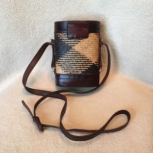 Vintage Talbots Woven Straw purse