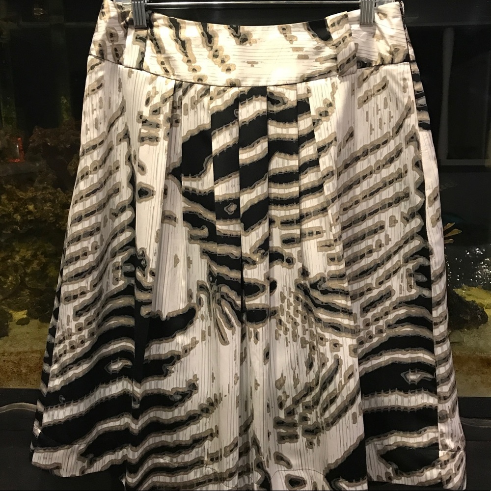 ⭐️Abstract skirt