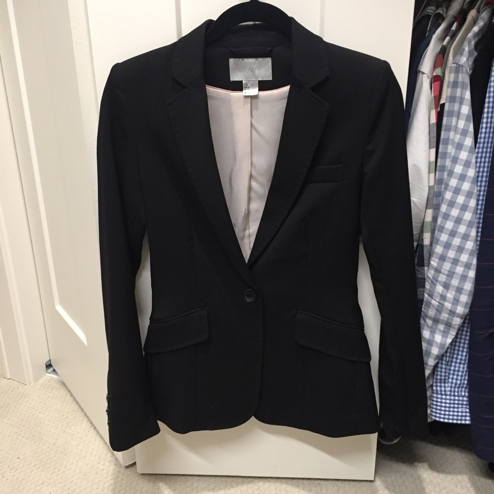H&M size 2 black blazer