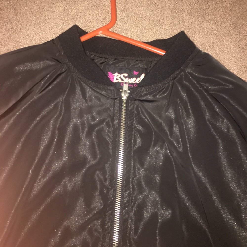 Bomber jacket - Picture 2 of 4