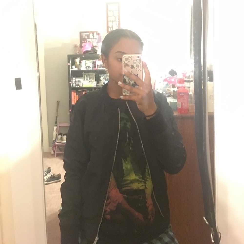 Bomber jacket - Picture 4 of 4