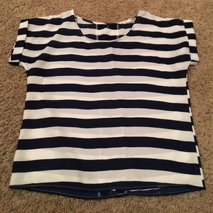 Open back detail top