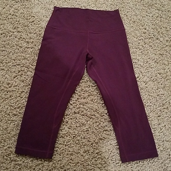 Lululemon Align Crops - Picture 1 of 3