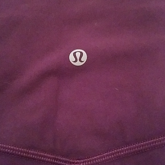 Lululemon Align Crops - Picture 2 of 3