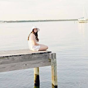 Meet your Posher, Avery