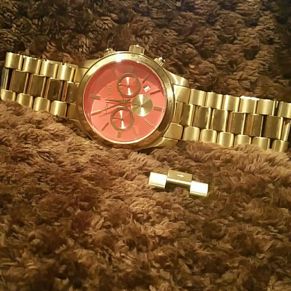 Michael kors oversize watch