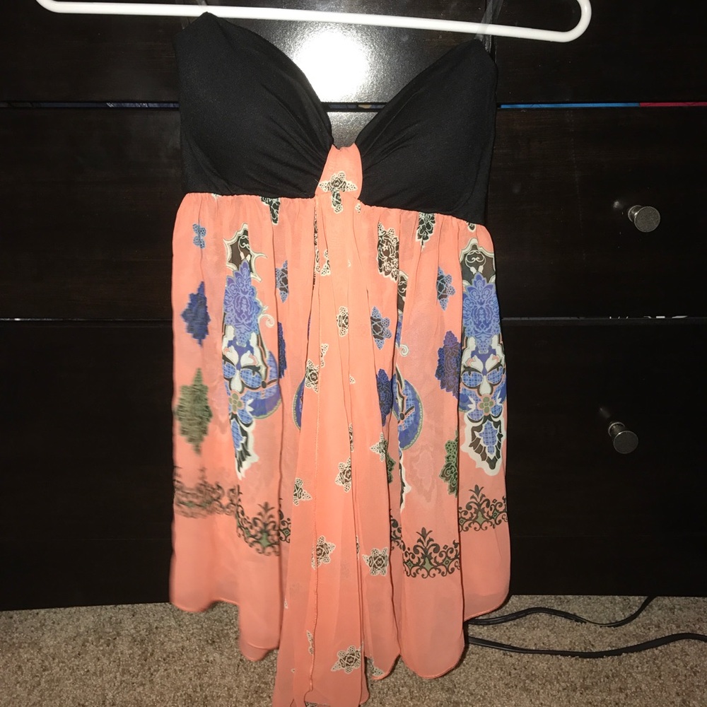 Strapless top