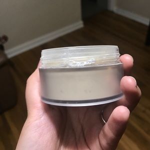 Reserved Laura Mercier Setting Powder