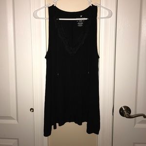 NWOT American Eagle medium black v-neck