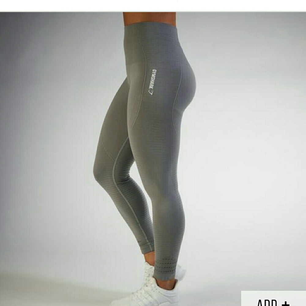 GYMSHARK HIGH WAISTED SEAMLESS LEGGING
SLATE GREY