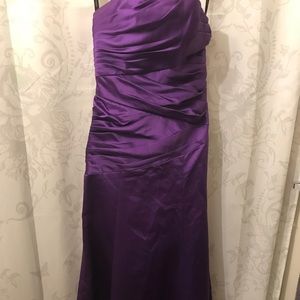 Strapless Floor-length Gown