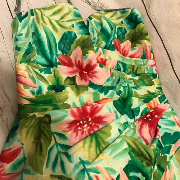 Cache Size 6 Floral Dress - Picture 7 of 8