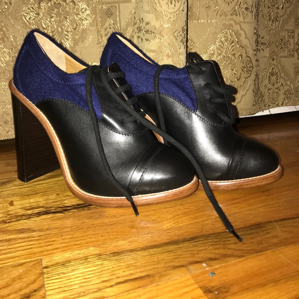 Chloe Oxford booties