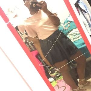 Meet your Posher, Dinelle