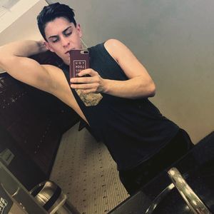 Meet your Posher, Jonathan