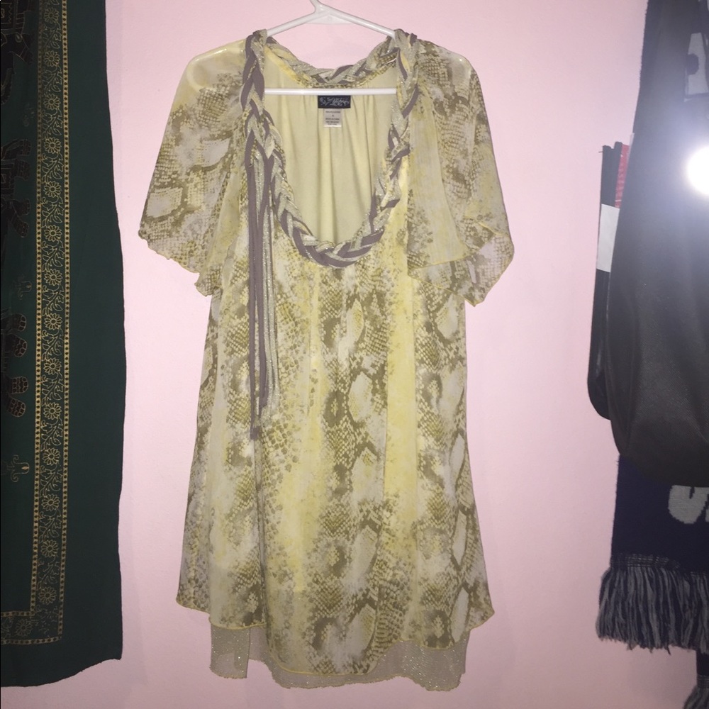 Women's blouse