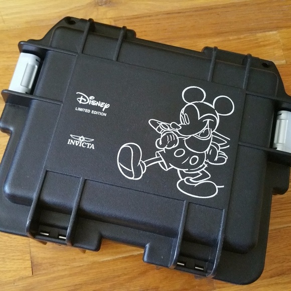 evine invicta disney