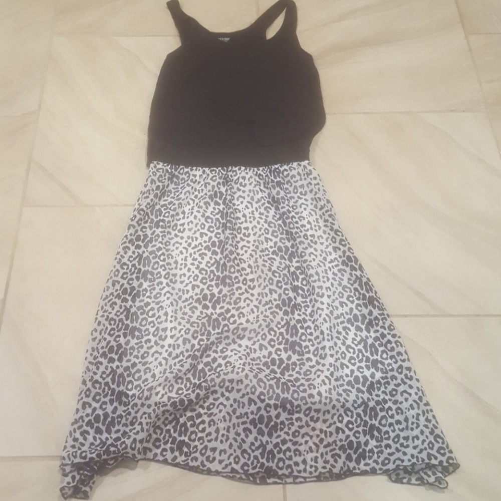 Lularoe lola skirt! Worn once and just gorgeous!
