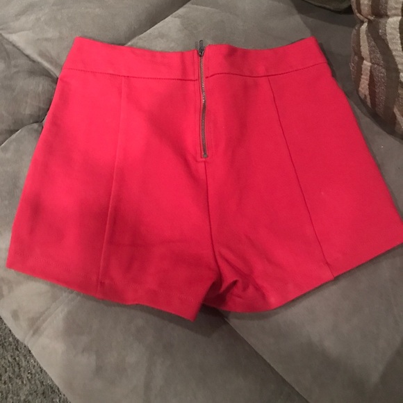 Short - Picture 2 of 3