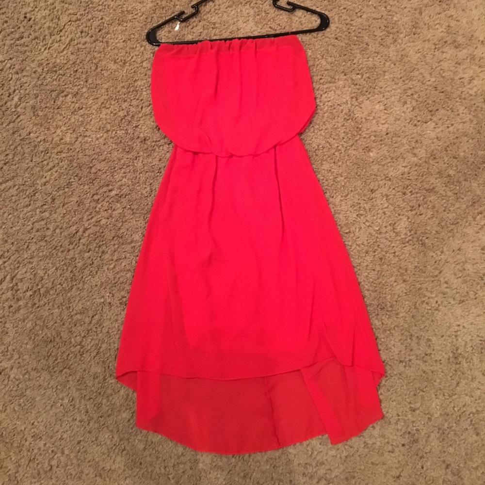 Red strapless dress