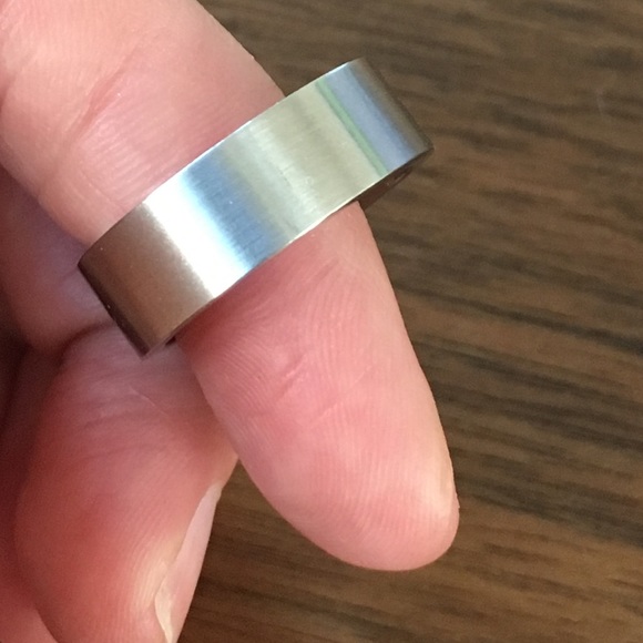Jewelry - Men's wedding band! Brand new