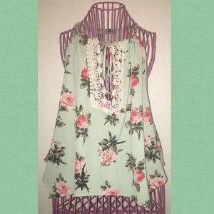 🌿🌺🌿Floral Top🌿🌺🌿