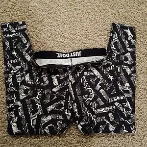 Nike leggings