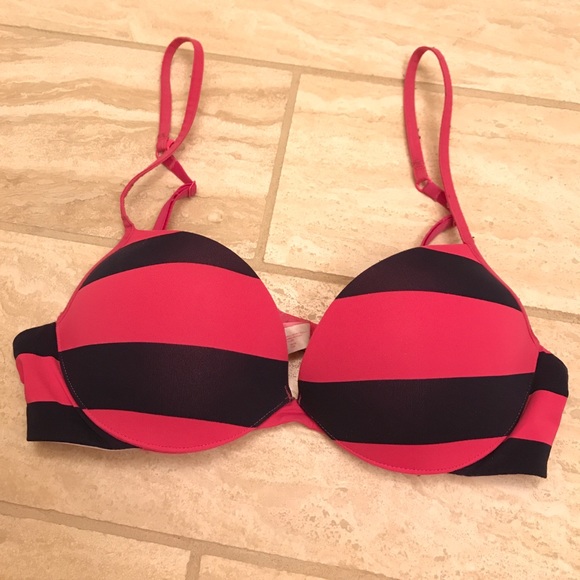 PINK Victoria's Secret Other - 🎀 Victoria's Secret Bra 34B