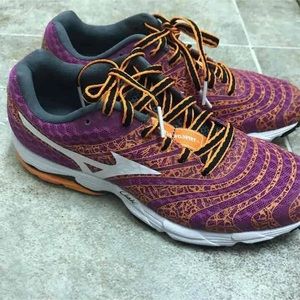 Mizuno running shoes