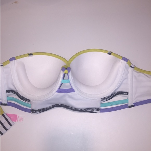 VS happy striped bikini - Picture 6 of 8