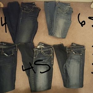 Jeans AE and maurices size 2 to 6