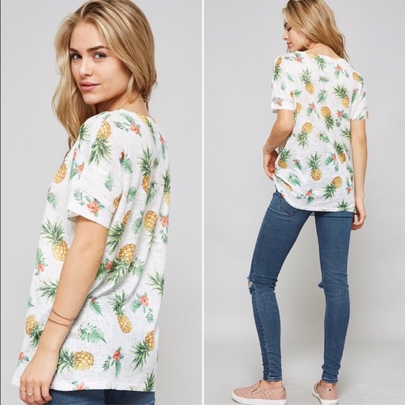 ❤️LAST 1❤️🍍 Pineapple Top 🍍 - Picture 2 of 2