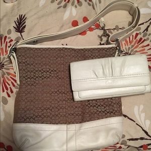 Coach purse and wallet