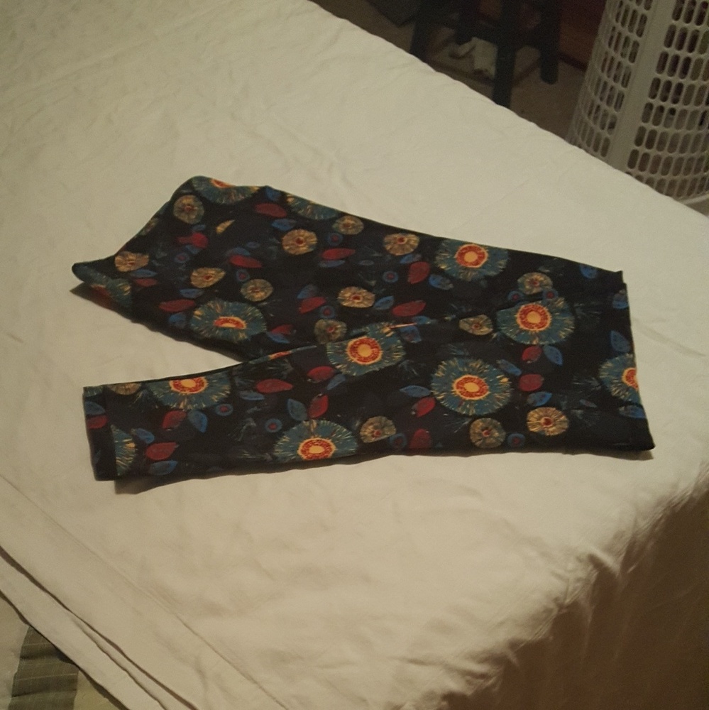 Soft, Comfy LulaRoe Leggings