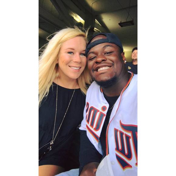 Meet your Posher, Gabrielle - Picture 1 of 1