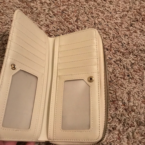 Wallet - Picture 2 of 3