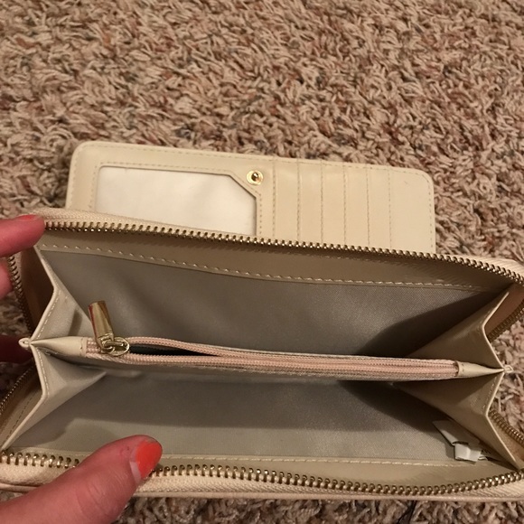 Wallet - Picture 3 of 3