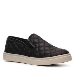 Steve Madden slip on sneaker