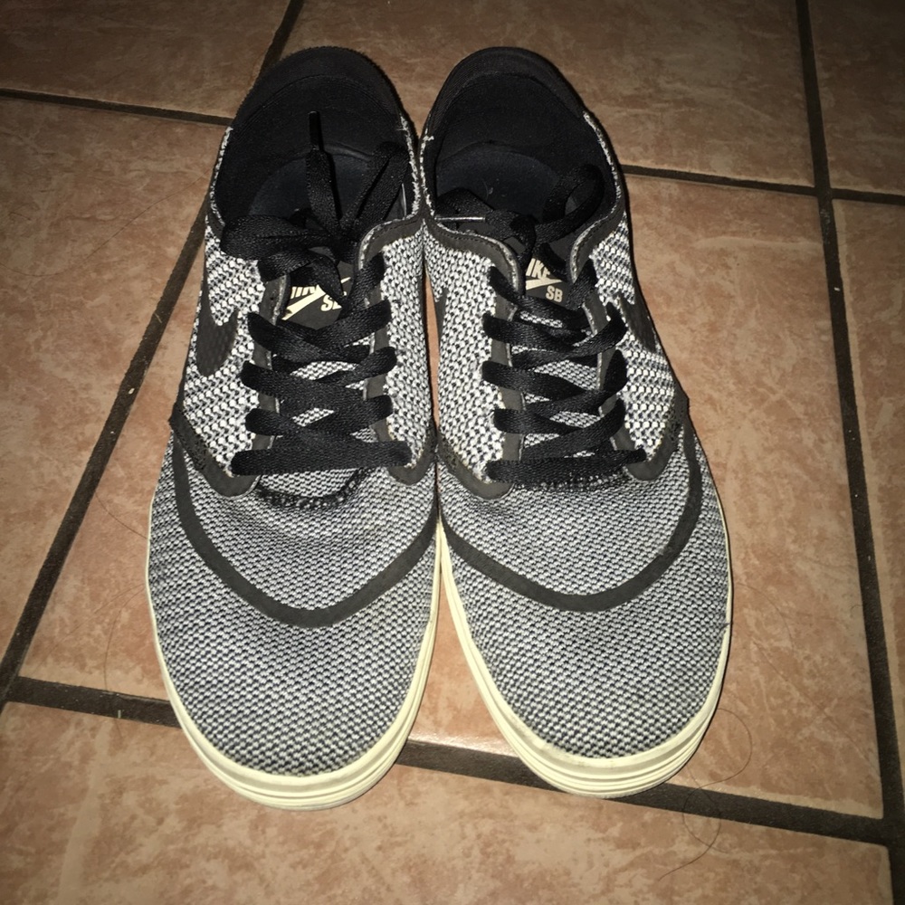 Nike SB Flyknit lunarlon sneakers