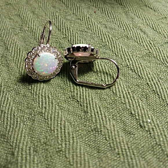 SOLD Opal lever back earrings new* make an offer! - Picture 4 of 4