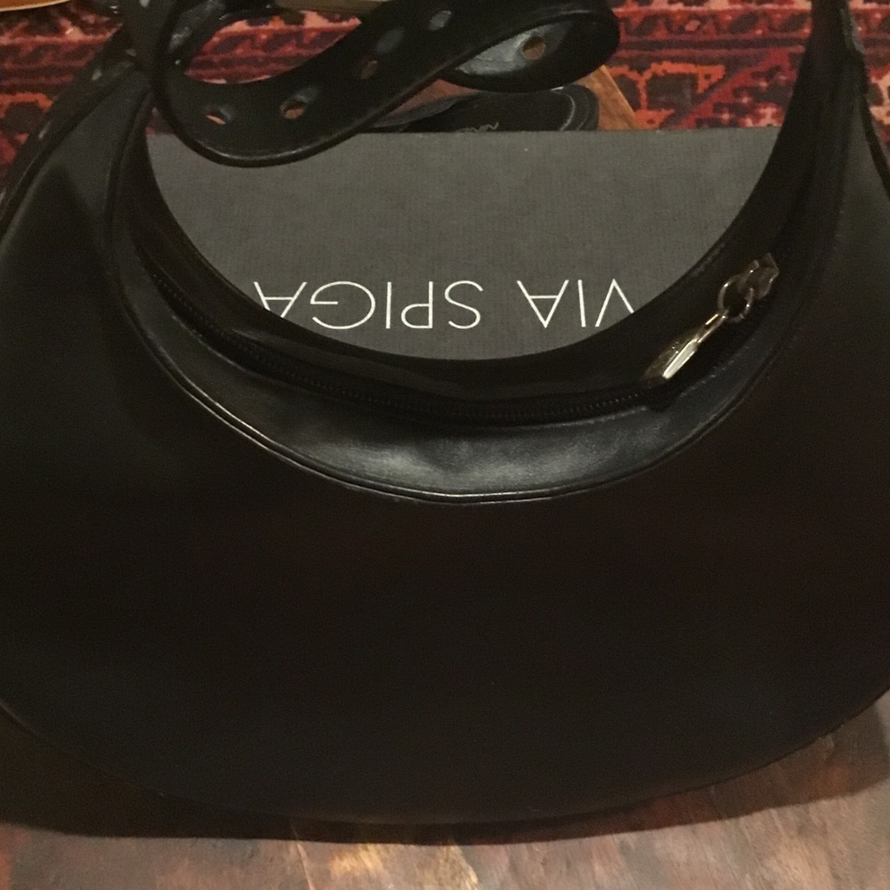 Donald Pliner Couture - Black Leather Purse.