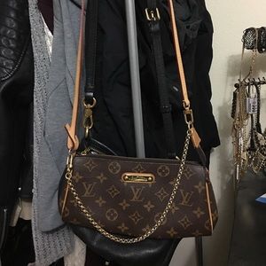 ❕RESERVED FOR JENNY❕Louis Vuitton Eva Clutch