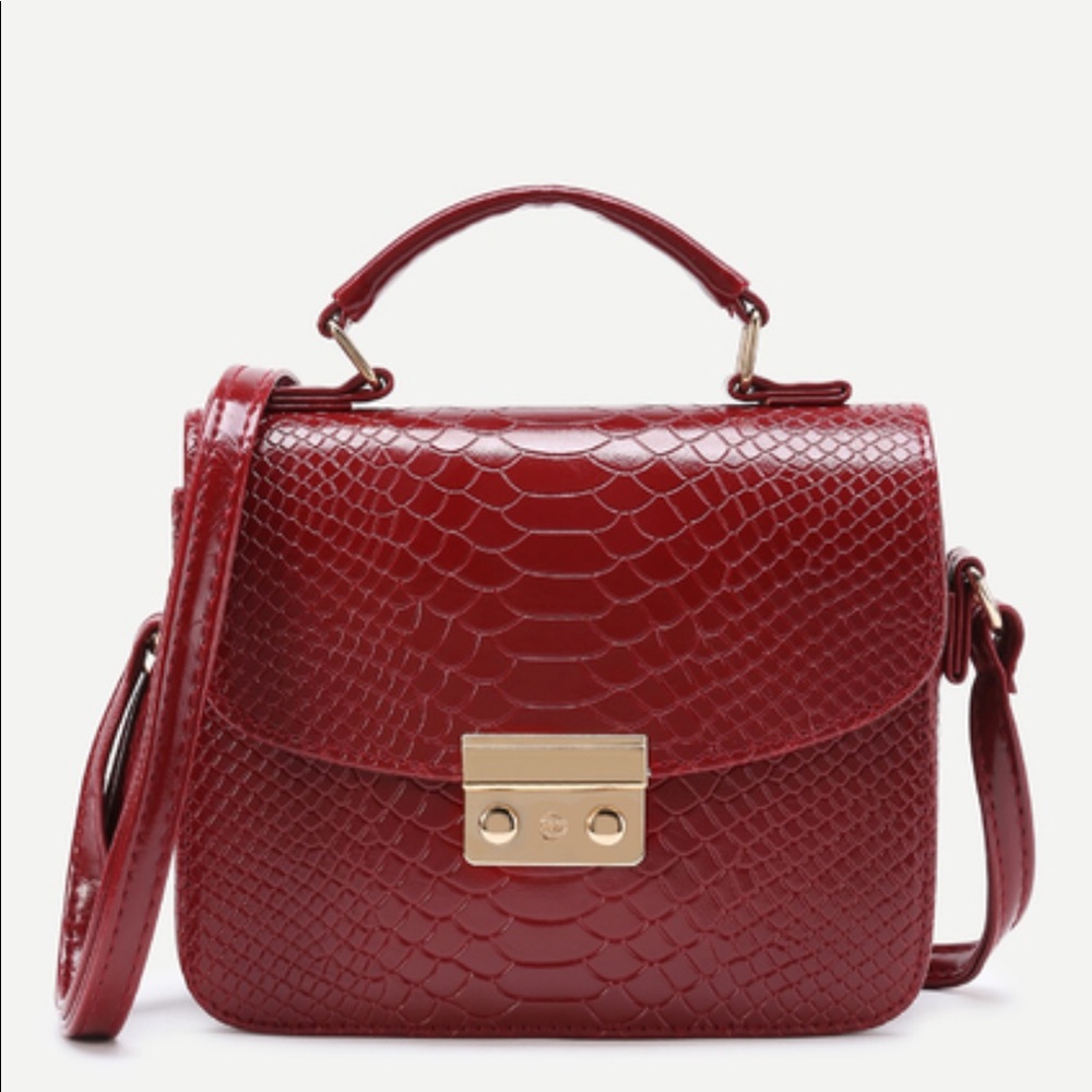 Brand new red cross body bag💄❤️