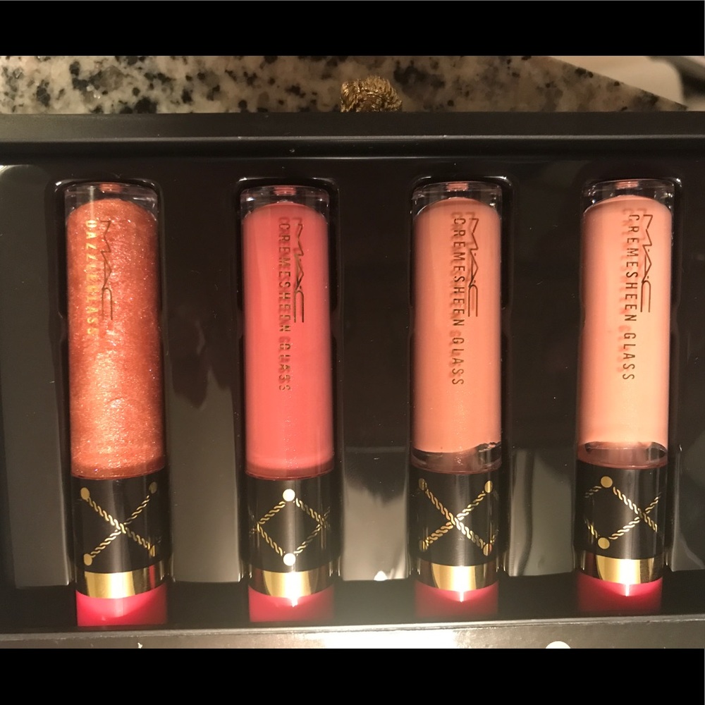 MAC Nude lipglass gift set