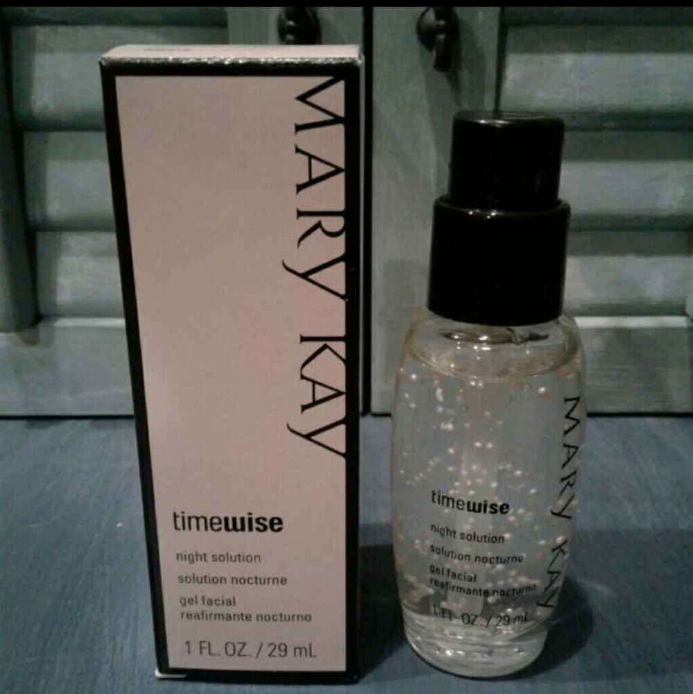 New Mary Kay Timewise Night Solution