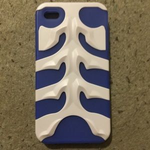 iPhone 4 blue and white case